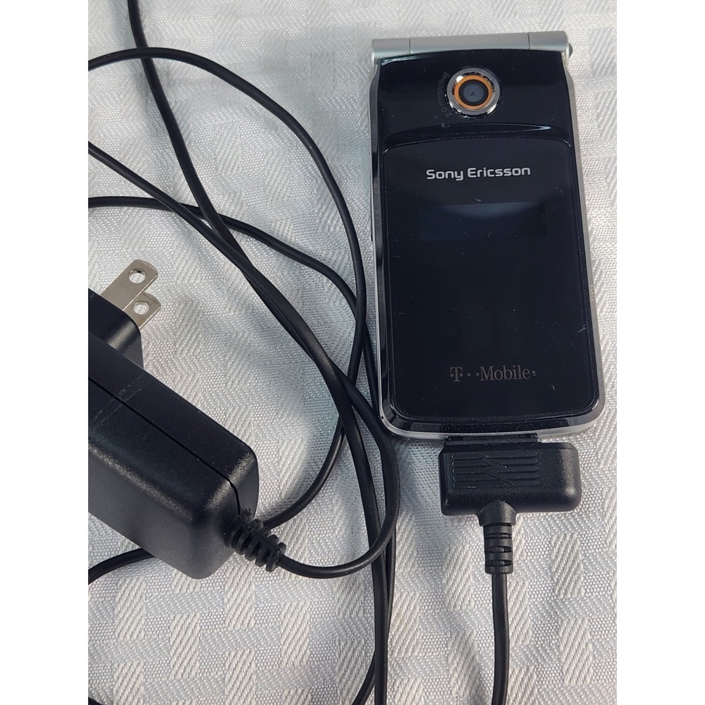 Sony Ericsson Flip Cell Phone Black T-Mobile No SIM